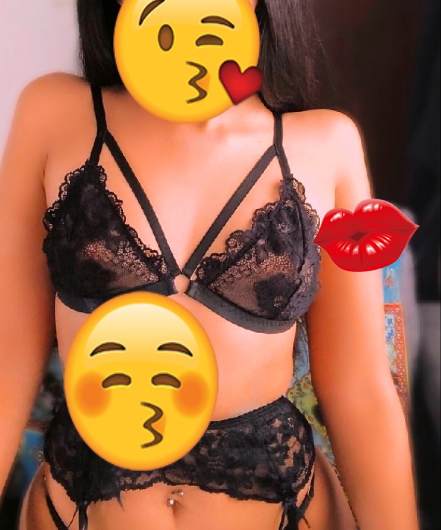Mairyn, tu sensual escort morena de concha apretadita las mejores poses, oral vaginal servicio vip sin apuros   Escorts y Putas Prepagos Floridablanca